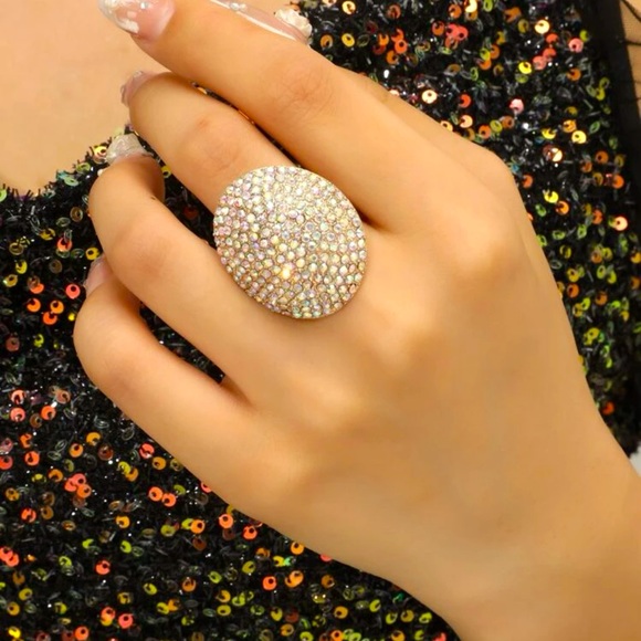 Rhinestone Round Decor Ring - Picture 5 of 5
